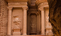Entrance of City of Petra Presentation Presentation Template